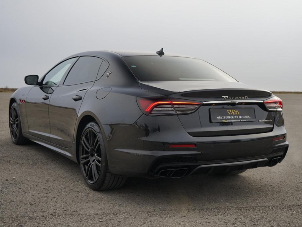 Maserati Quattroporte