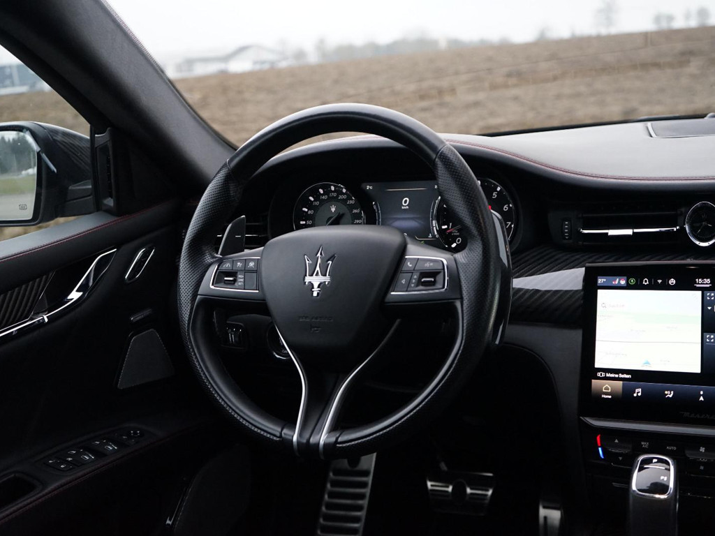 Maserati Quattroporte