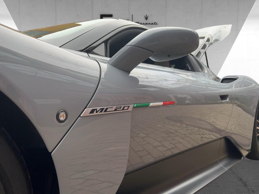 Maserati MC20