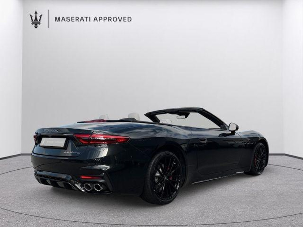 Maserati GranCabrio