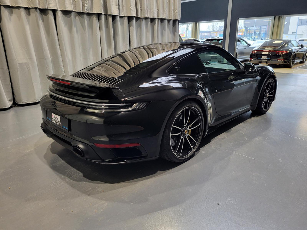 Porsche 992