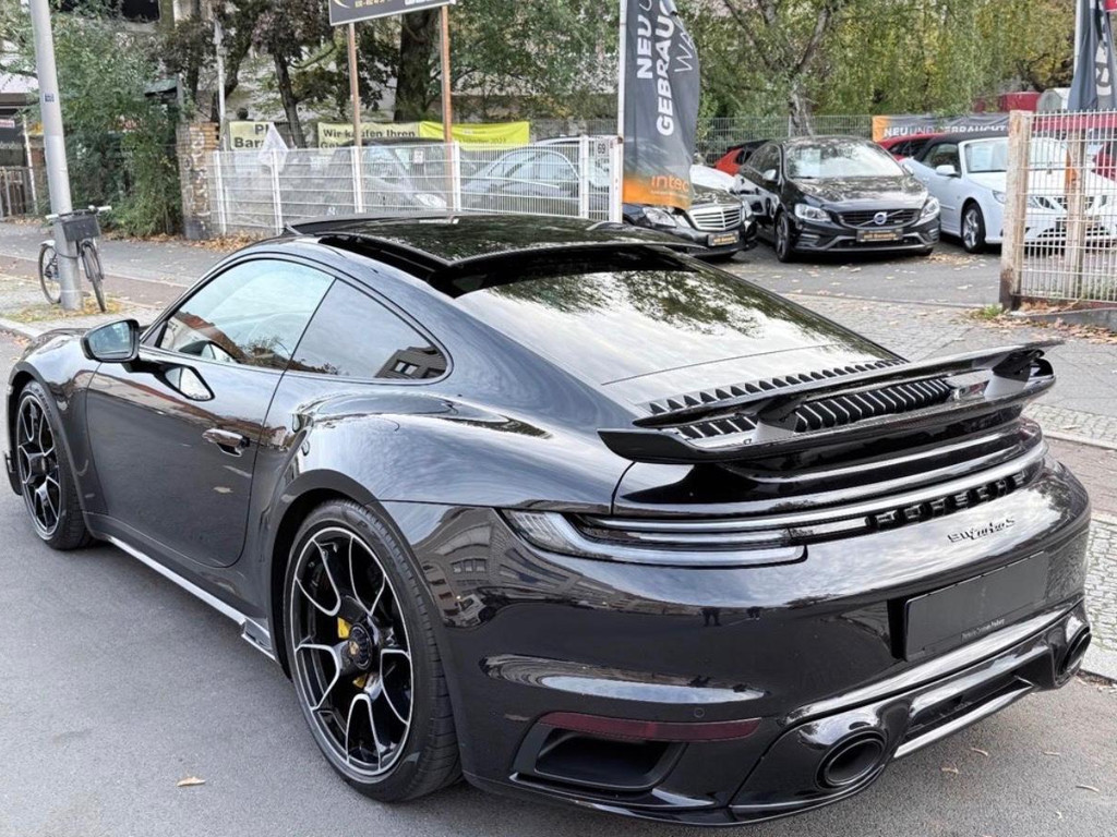 Porsche 992