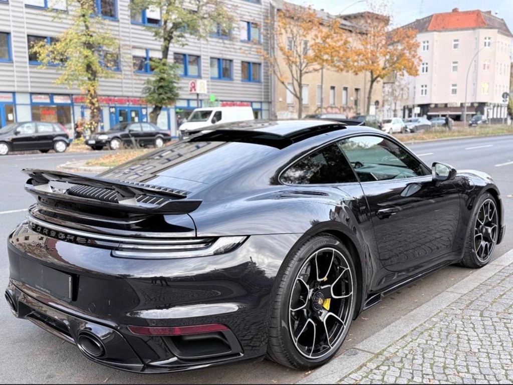 Porsche 992