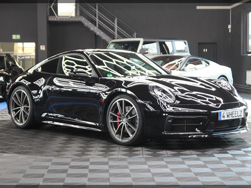 Porsche 992 2022 Benzine