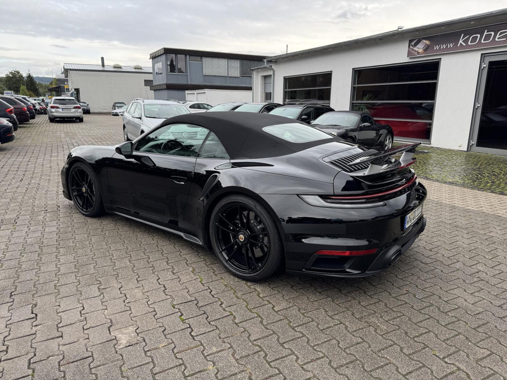 Porsche 992