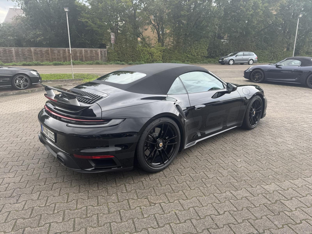 Porsche 992