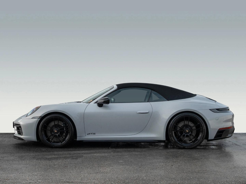 Porsche 992