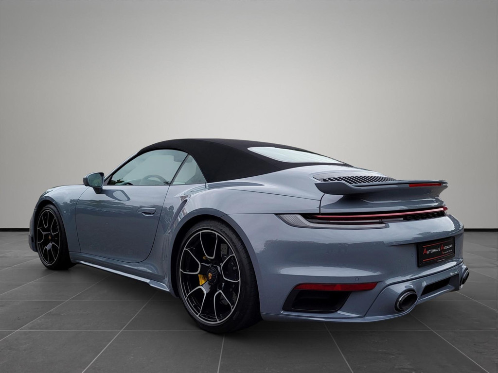 Porsche 992