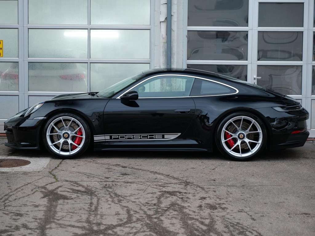 Porsche 992