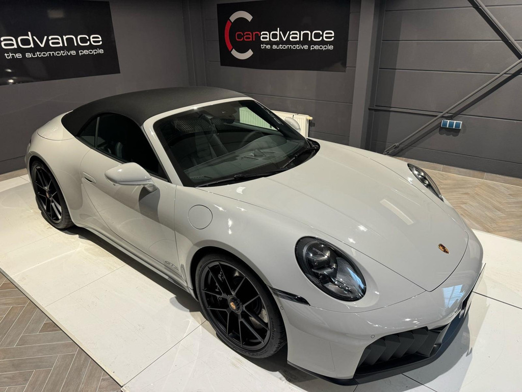 Porsche 992