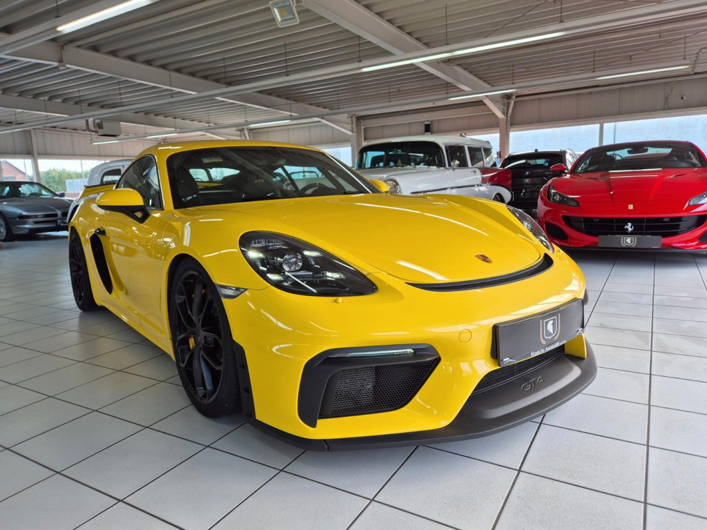 Porsche Cayman 2021 Benzine