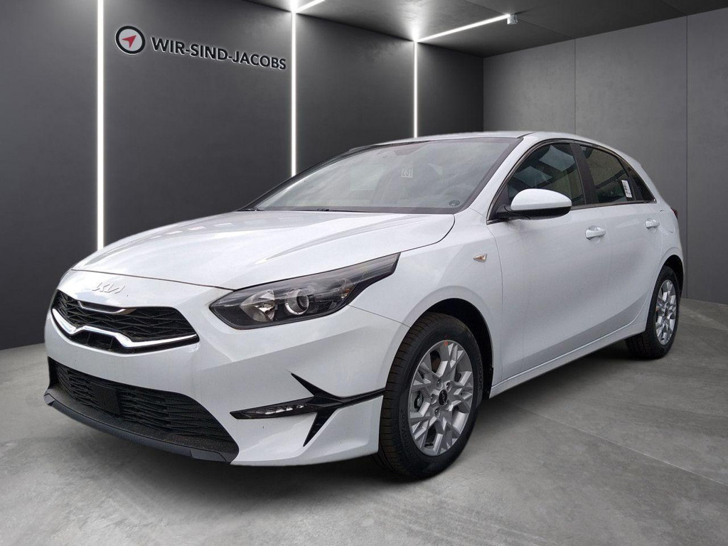 Kia Ceed 2025 Benzine