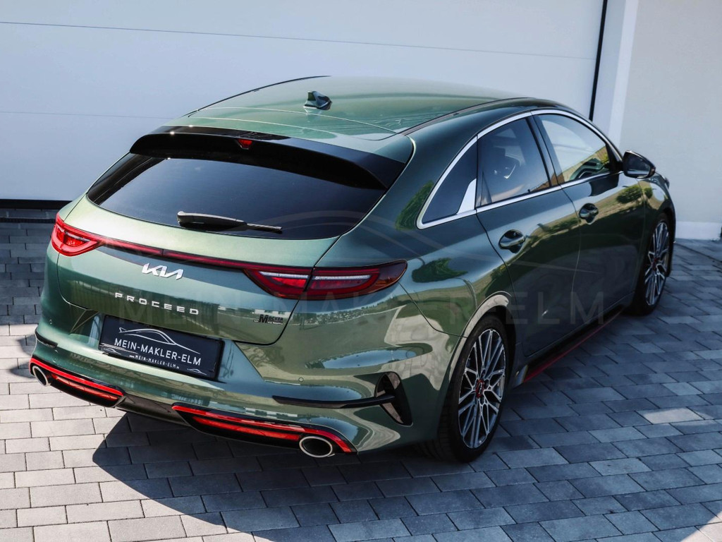 Kia ProCeed