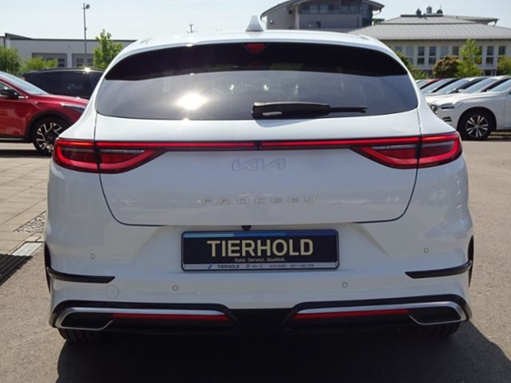 Kia ProCeed