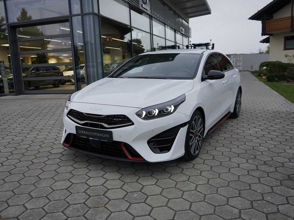 Kia ProCeed