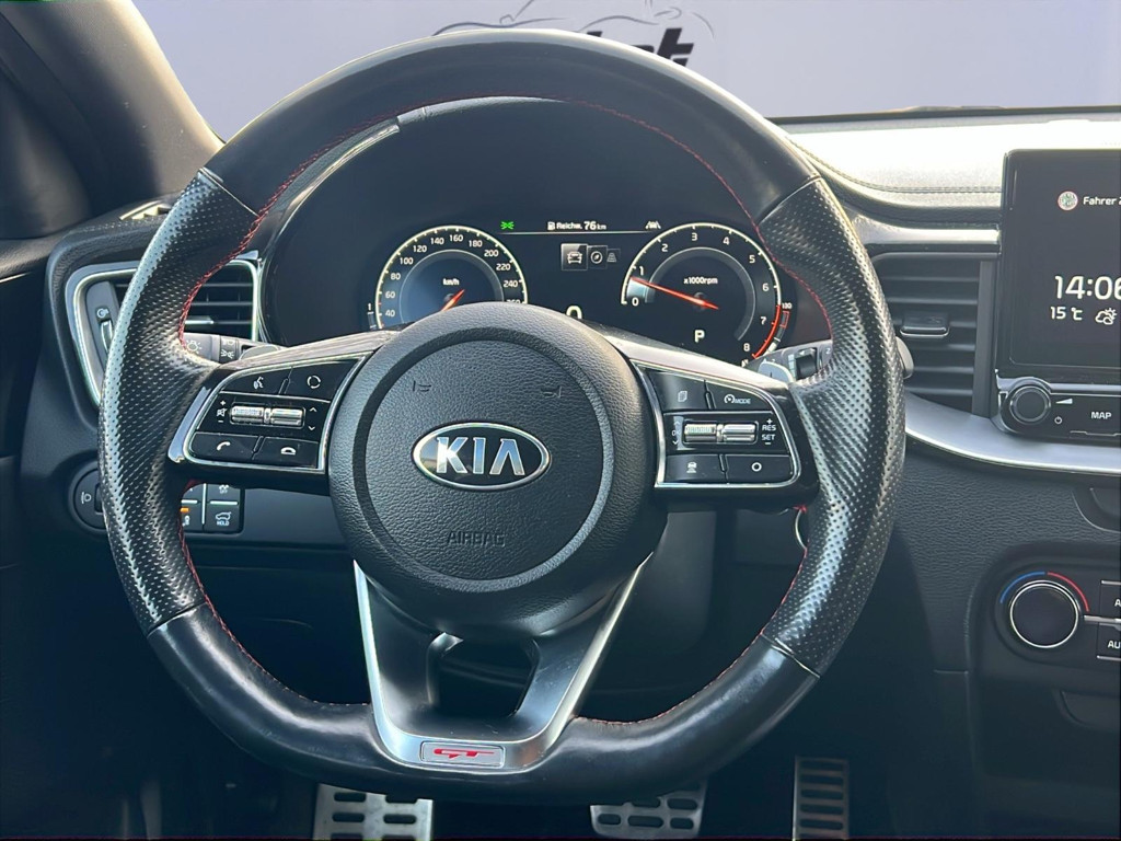 Kia ProCeed
