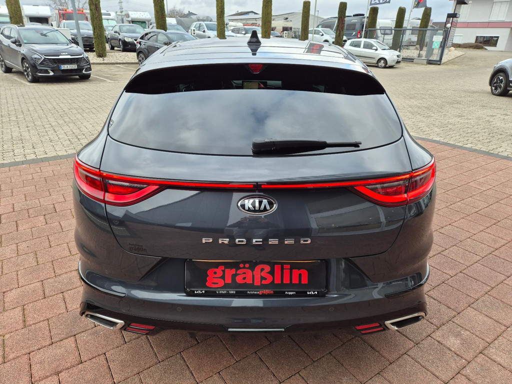 Kia ProCeed