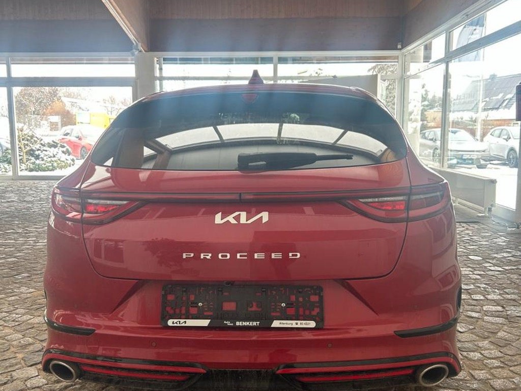 Kia ProCeed