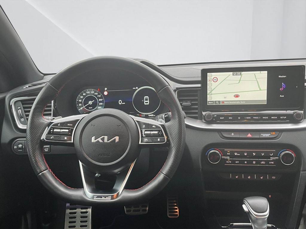 Kia ProCeed