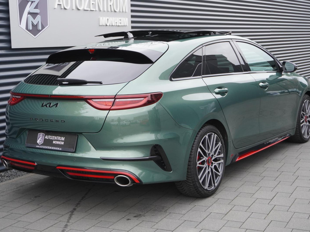 Kia ProCeed