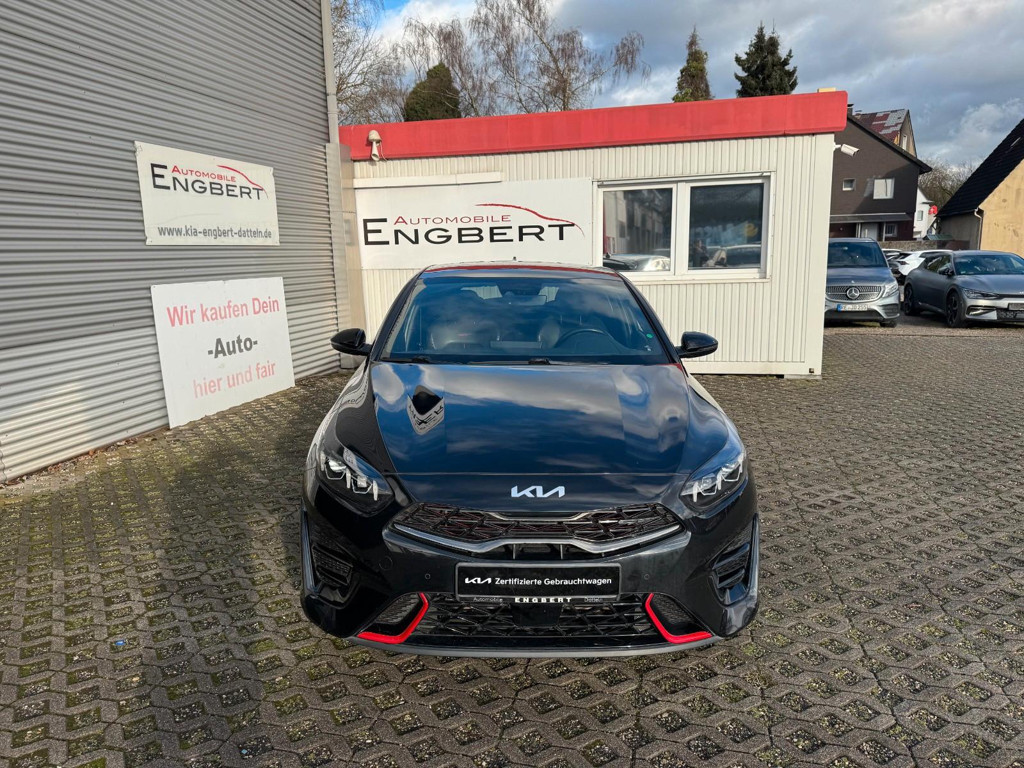 Kia ProCeed