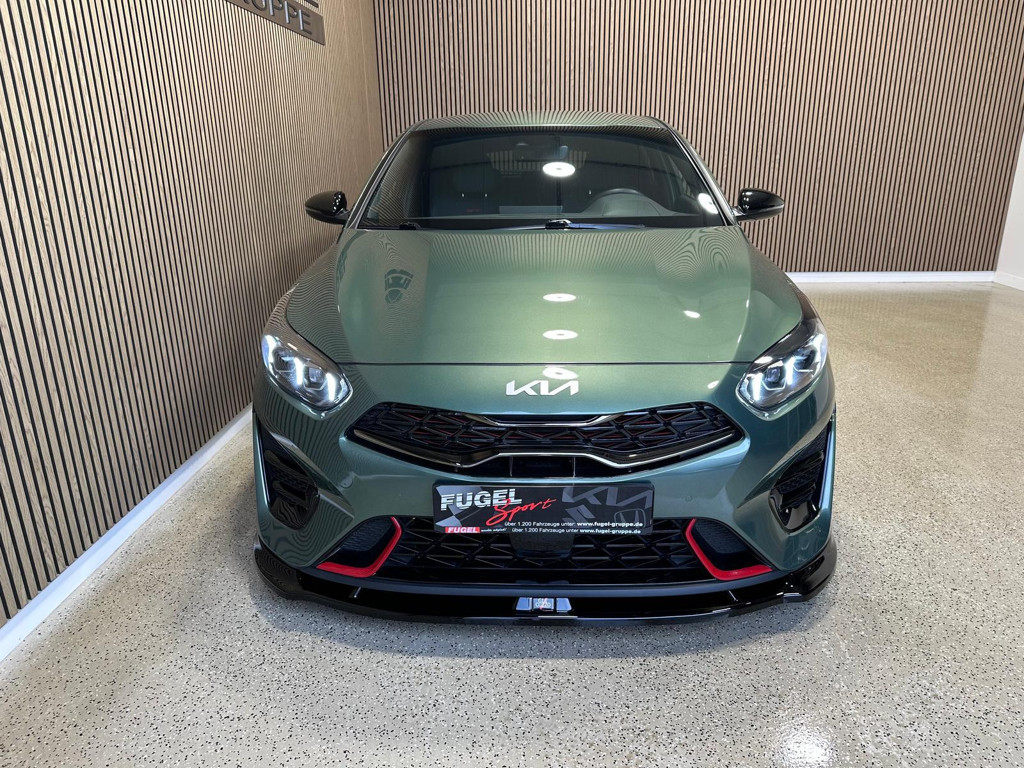 Kia ProCeed