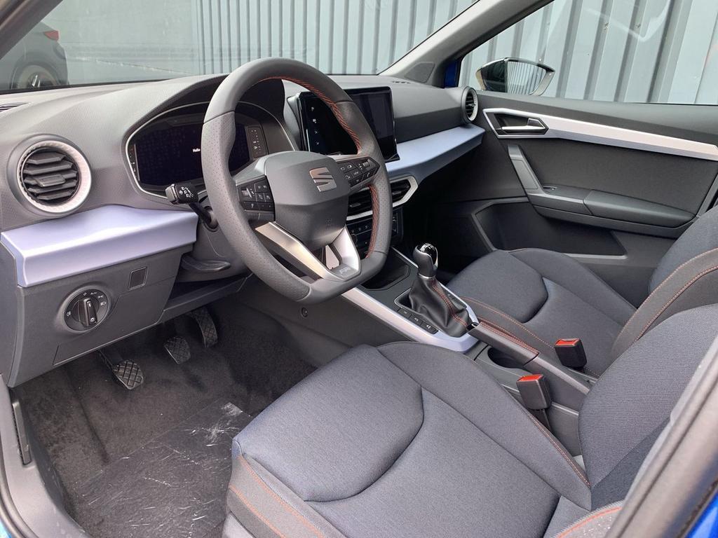 Seat Arona