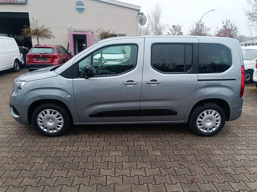 Opel Combo 2022 Benzine