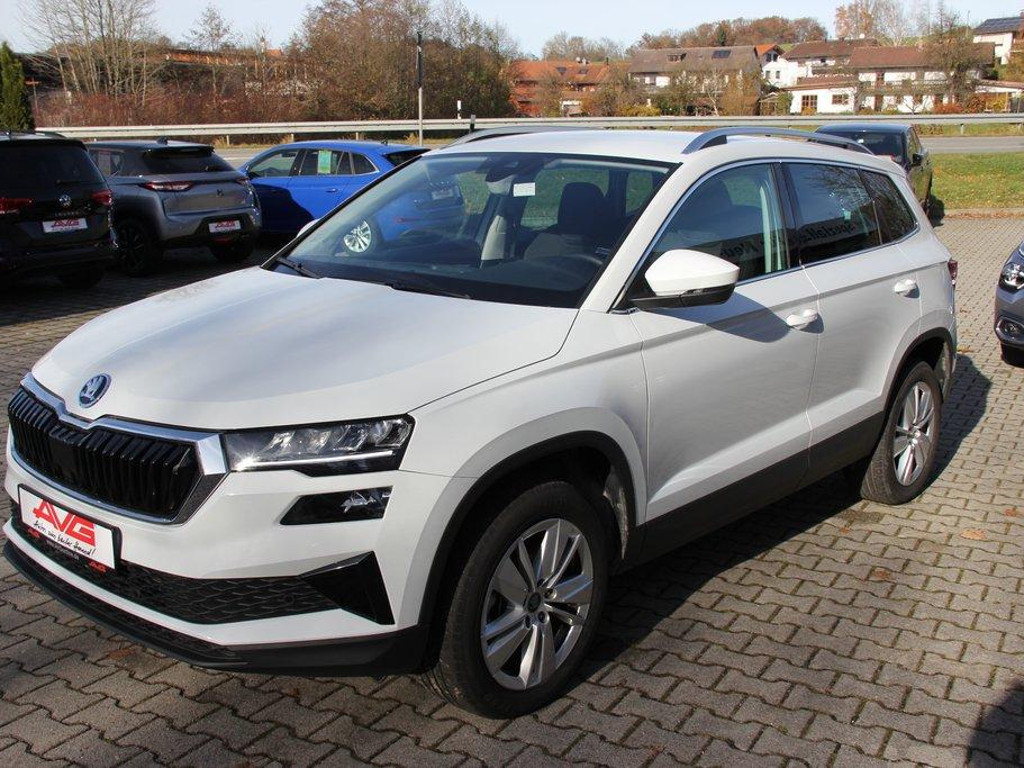 Skoda Karoq 2025 Benzine