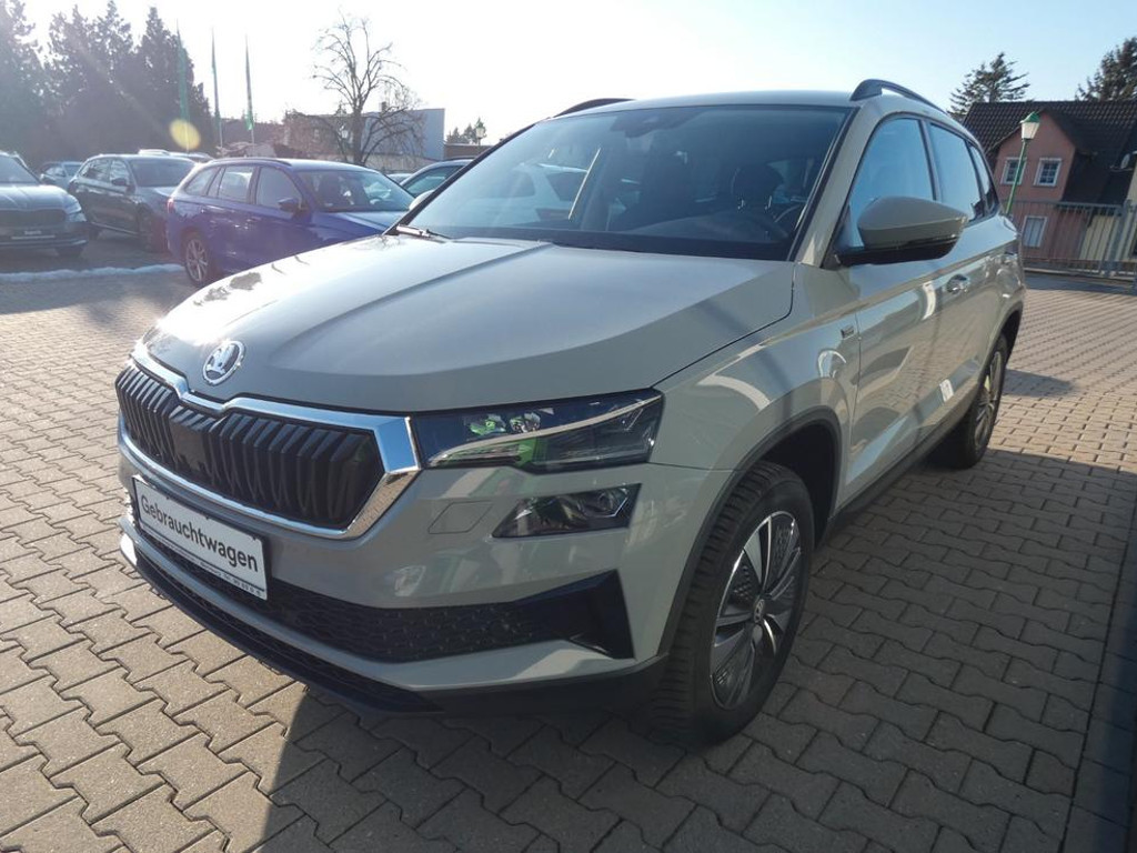 Skoda Karoq 2025 Benzine