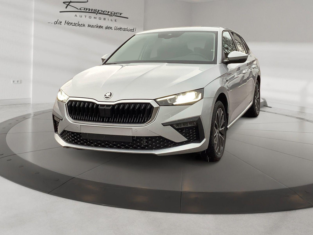 Skoda Scala 2025 Benzine