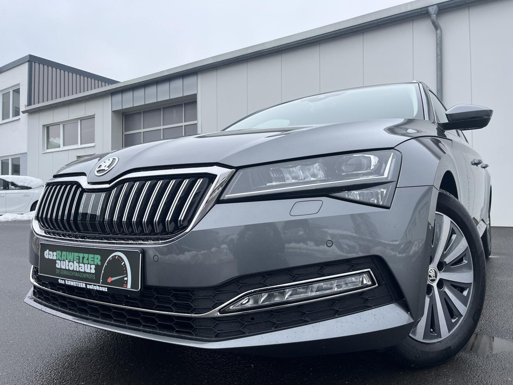 Skoda Superb 2023 Benzine