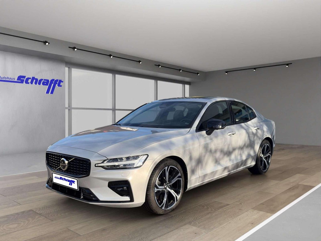 Volvo S60 2023 Benzine