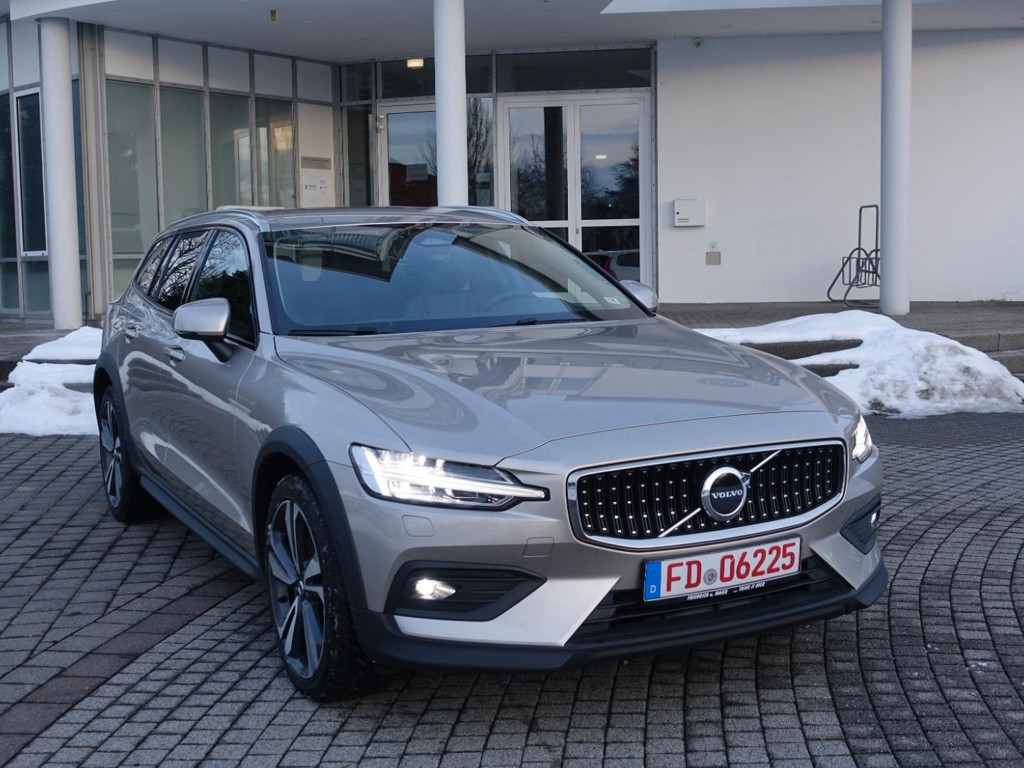 Volvo V60 Cross Country 2023 Diesel
