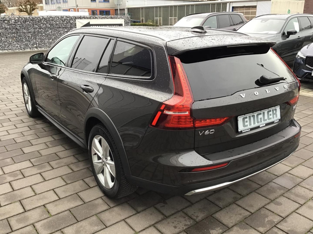 Volvo V60 Cross Country