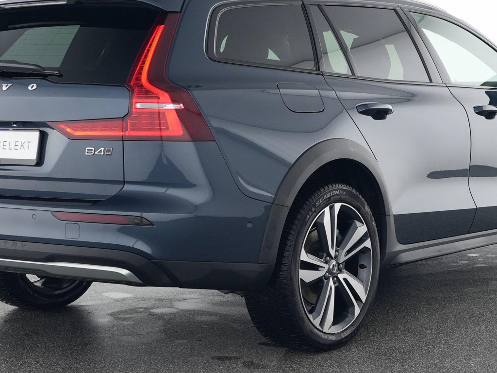 Volvo V60 Cross Country