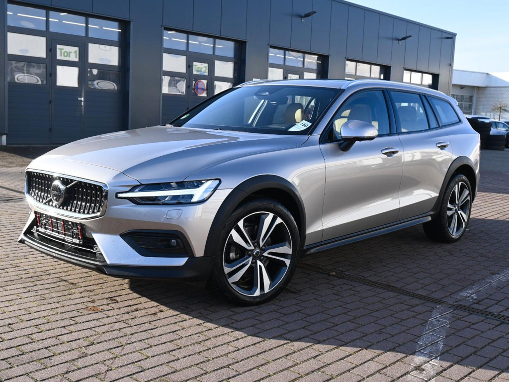 Volvo V60 Cross Country 2024 Diesel