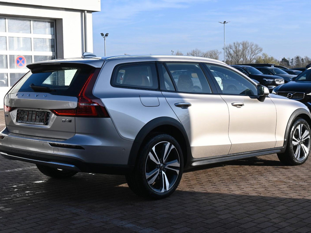 Volvo V60 Cross Country