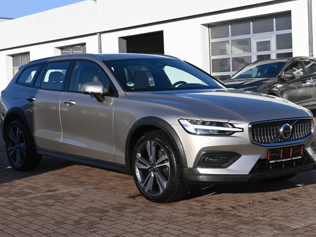 Volvo V60 Cross Country