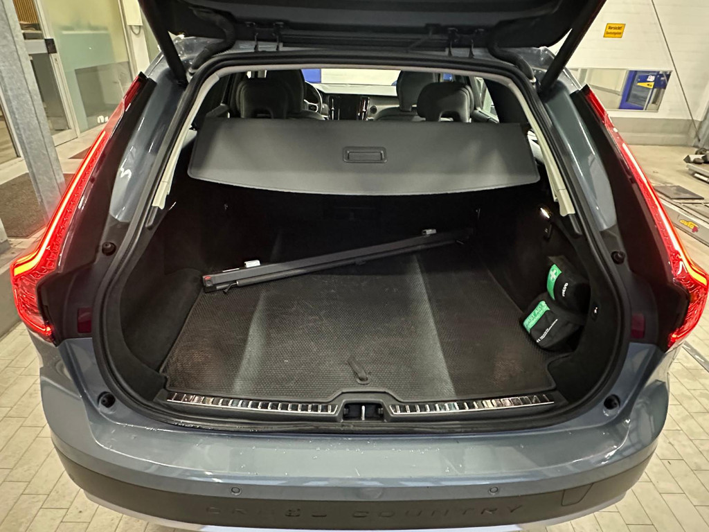Volvo V90 Cross Country