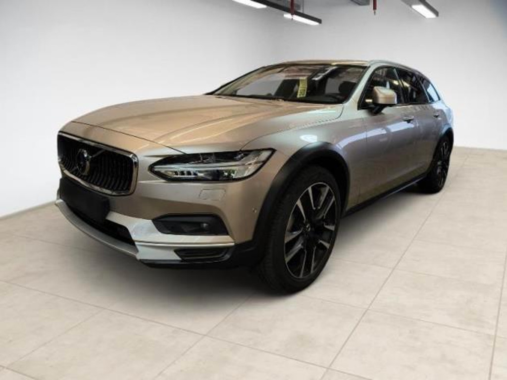 Volvo V90 Cross Country