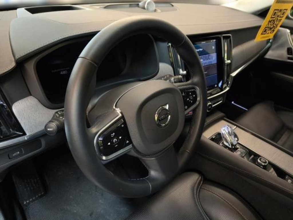 Volvo V90 Cross Country