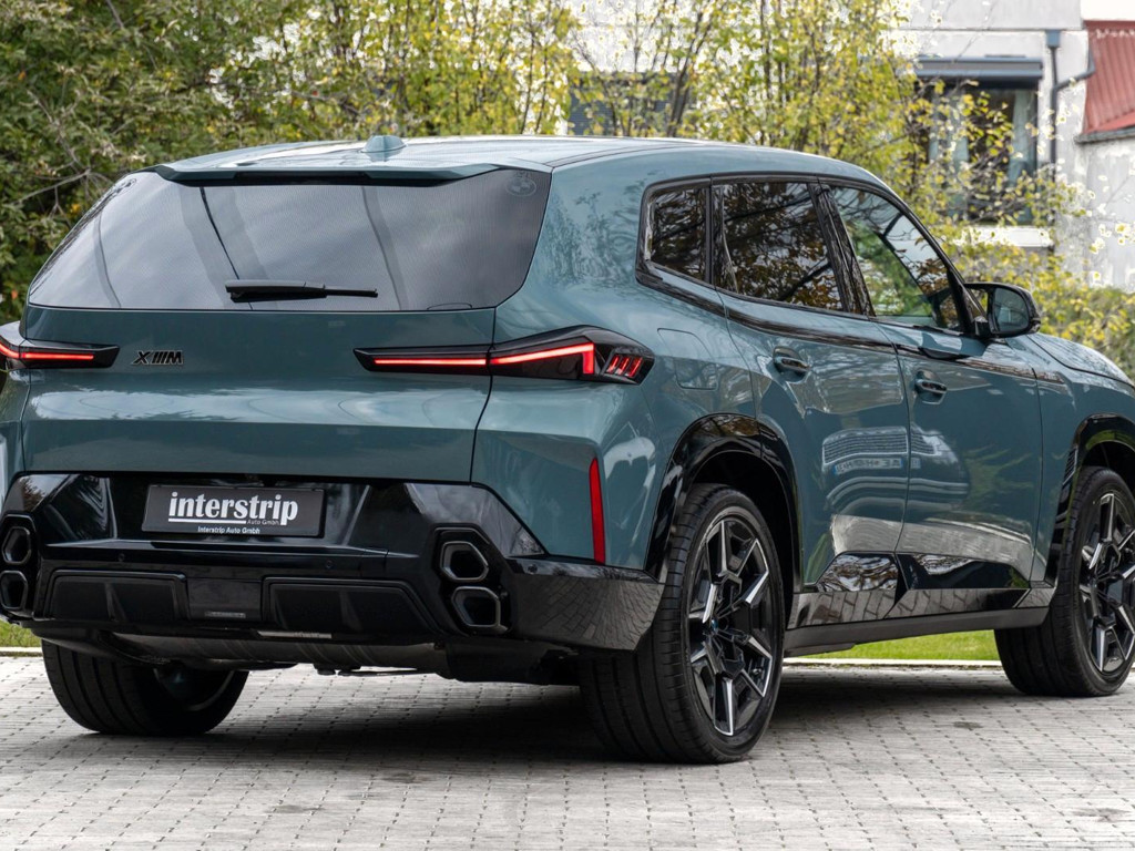 BMW XM