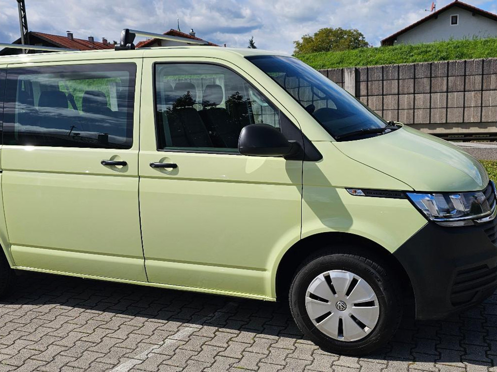 Volkswagen Caravelle