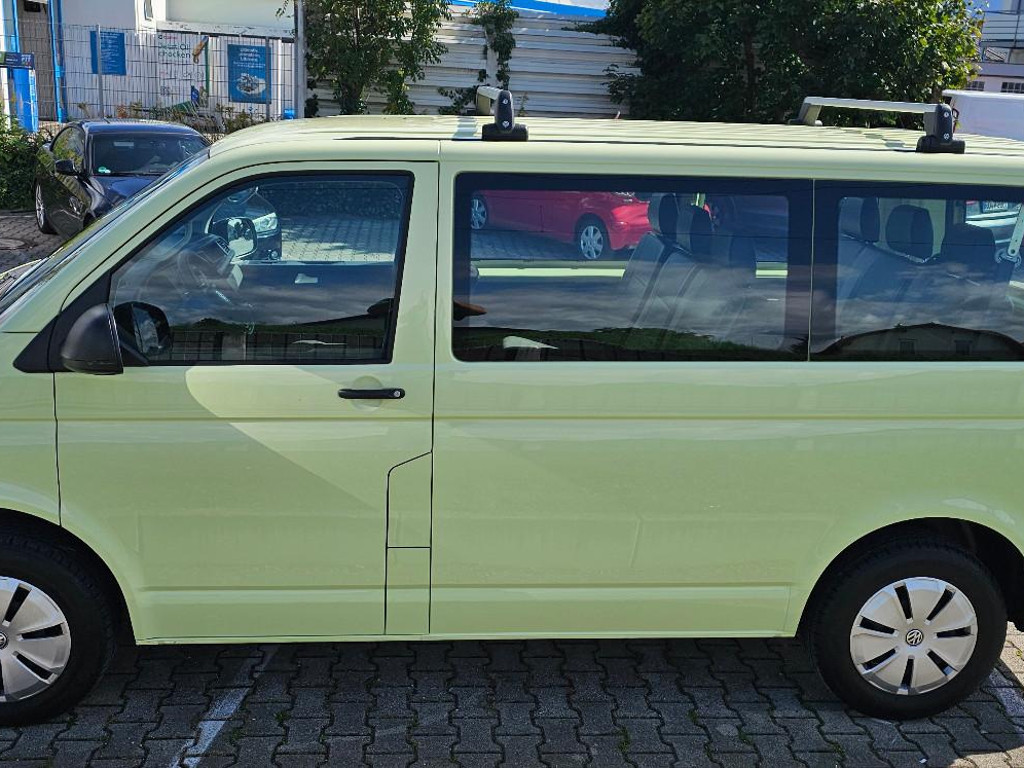 Volkswagen Caravelle