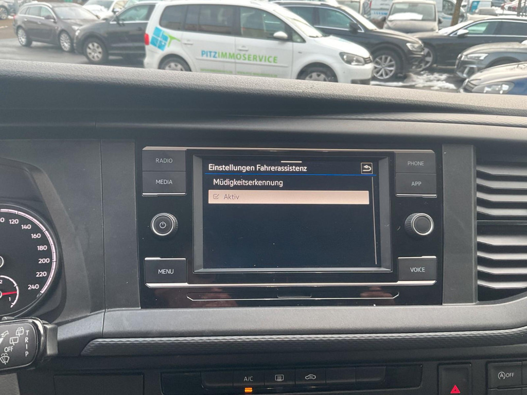 Volkswagen Caravelle