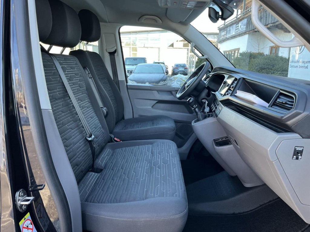 Volkswagen Caravelle