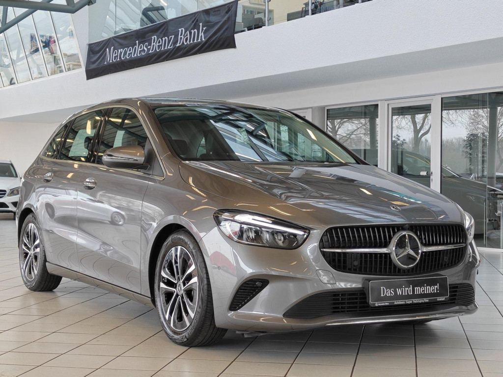 Mercedes-Benz B-Klasse 2024 Benzine