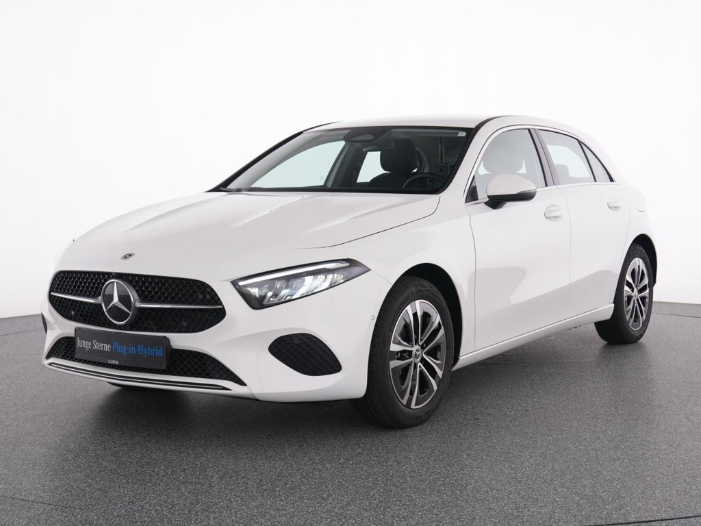 Mercedes-Benz A-Klasse 2024 Hybride Benzine