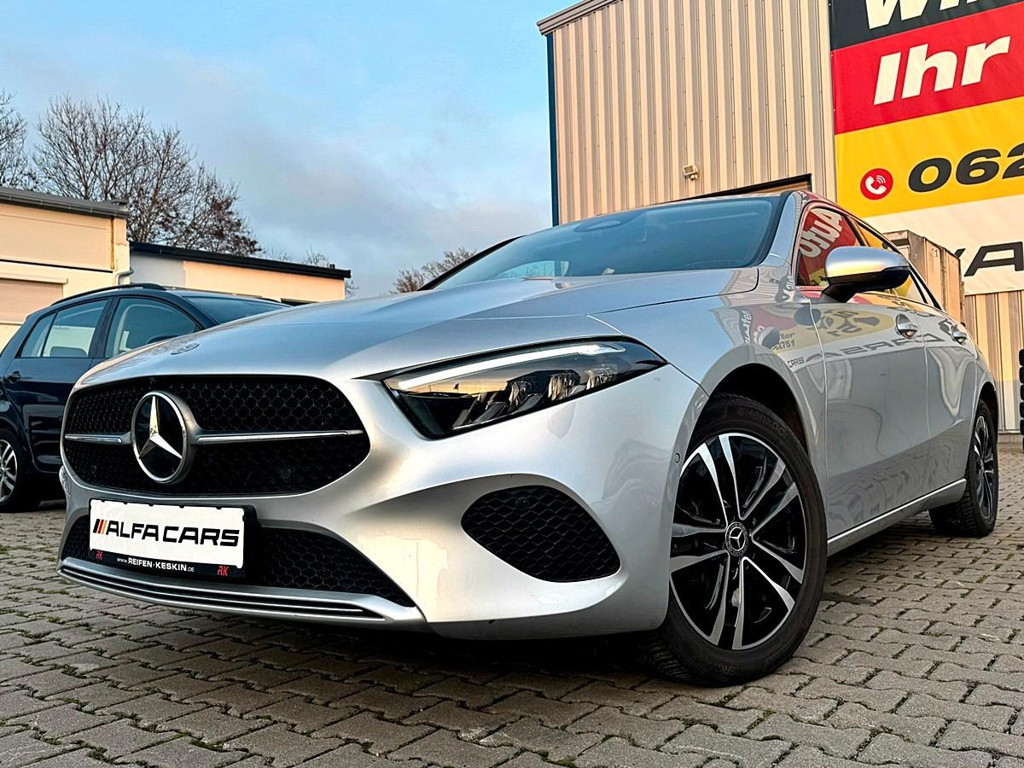 Mercedes-Benz A-Klasse 2023 Hybride Benzine